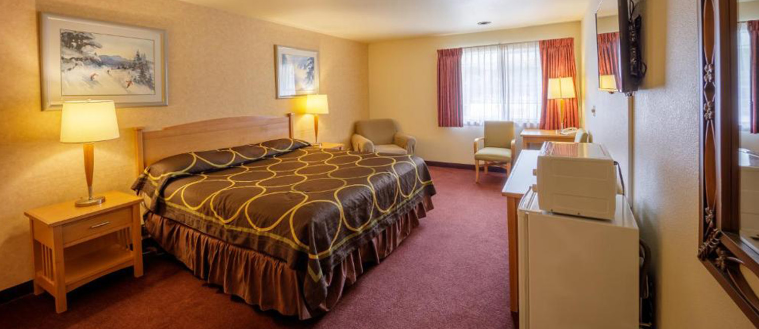 RELAX IN OUR COZY AND SPACIOUS ACCOMMODATIONS