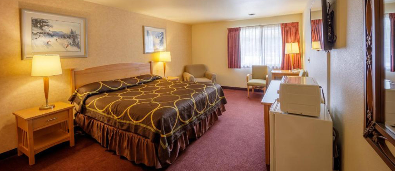 FAMILY- FRIENDLY & SPACIOUS GUEST ROOMS IN SNOQUALMIE PASS